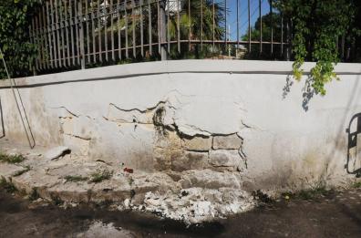 Tricase, auto contro muretto di una villa: 2 giovani gravi in ospedale