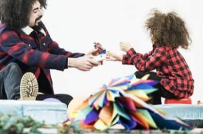 Da Caparezza a Fedez, la vita sul set del barese Christian, star a 7 anni