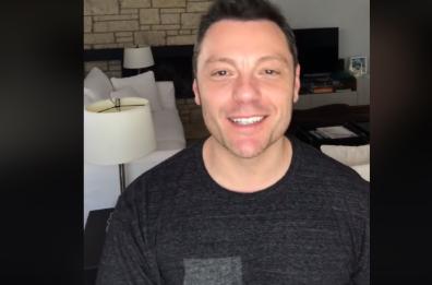 Tiziano Ferro ai fan pugliesi: «Concerto a Bari? Attendiamo conferme per la location»
