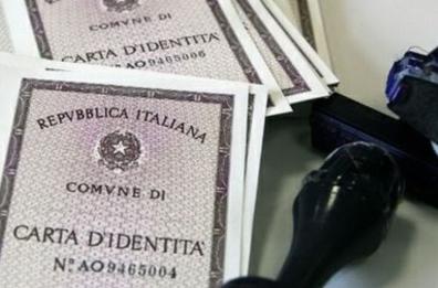 Bari, tenta di aprire conto corrente con documento falso: arrestato 49enne