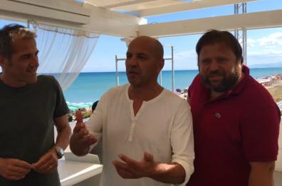 Aldo in vacanza a Castellaneta: «Dopo il tornado vi auguro di riprendervi»