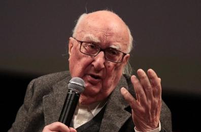 Emiliano ricorda Camilleri a Bari: «Pilastro cultura italiana»