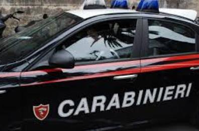 Monopoli, usuraio «di professione» arrestato dai cc: minacce e botte a chi non restituiva soldi