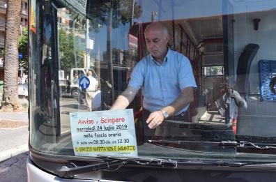 Trasporti, sciopero in Puglia tra bus e treni: adesione all'80%, disagi per i pendolari
