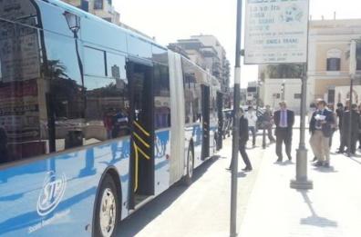 Atti vandalici sul bus per il mare: ad agosto niente corse fino a Casalabate
