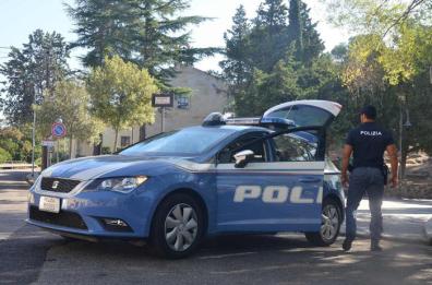 Barletta, ruba monete in chiesa dalla cassetta delle offerte: arrestato