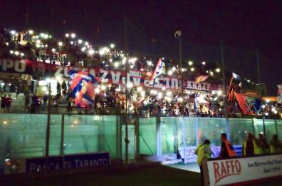 Raffo Cup a Taranto, blackout allo stadio: curva illuminata con i cell