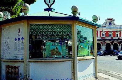 Bari e il turismo, viaggio fra info point chiusi o nascosti