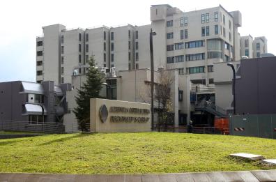 Potenza, medici malati e infortunati: chiuso reparto neonatale, disposta inchiesta
