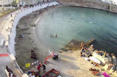 Monopoli, ecco la webcam che «controlla» l'erosione costiera