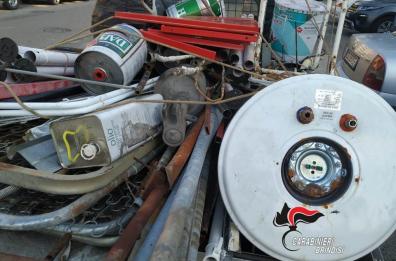 San Michele Salentino, rifiuti speciali in auto: confiscato il mezzo
