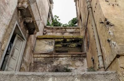Taranto, nella città vecchia spunta una casa adattata a «sinagoga»