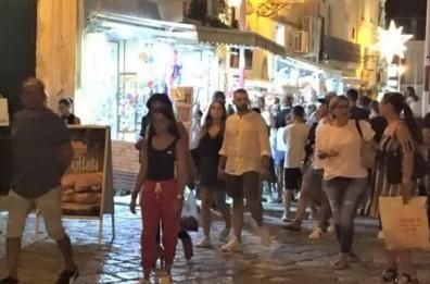 Gallipoli senza turisti e senza residenti: centro storico verso la desertificazione