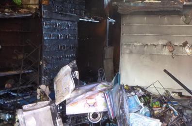 Lecce, incendia il negozio attiguo al suo bar ormai chiuso: arrestato 57enne