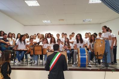 Bari, Decaro inaugura l'anno scolastico al San Paolo