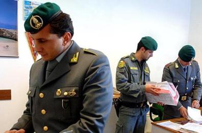 Guardia di finanza, in Puglia 29 arresti per riciclaggio in 18 mesi. Scovati 532 evasori 