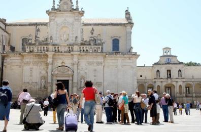 Lecce, il ticket nelle chiese non ferma i turisti: 53mila ingressi in 2 mesi