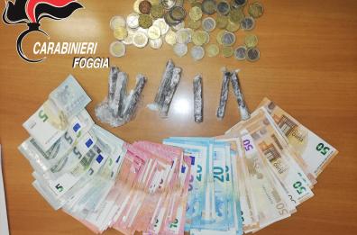 Manfredonia, pescivendolo spacciatore fugge con tre ruote: catturato