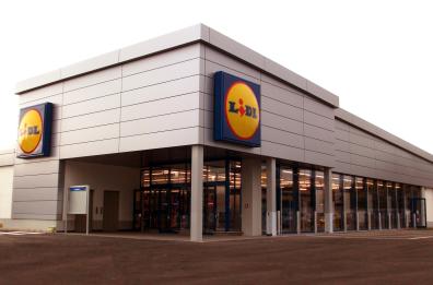 Lecce, il Comune «chiude» Lidl. L'azienda amareggiata: abbiamo investito