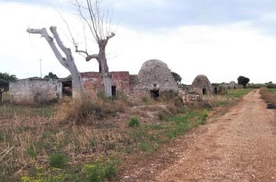 Polignano, sigilli all'area resort Costa Ripagnola: «Permessi anomali»