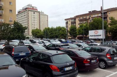 Bari, auto dei magistrati su posti di polizia: fioccano le multe. «Faremo ricorso»