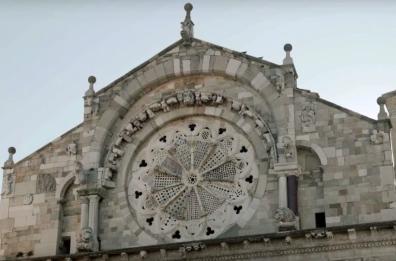 Troia, un francobollo per celebrare i mille anni della città