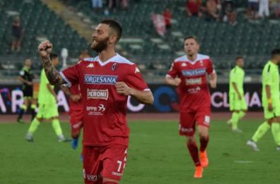 Bari batte Paganese 1-0. Decide la rete di Antenucci. Rivedi la diretta