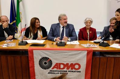 Salute: Regione Puglia firma convenzione su donazione midollo osseo