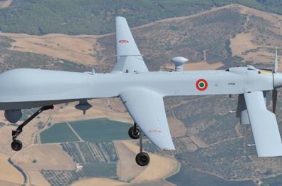 Foggia, problemi a un motore: drone «Predator» atterra in campagna