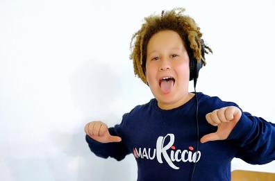 Capurso, Mauriccio è il dj più giovane d'Italia: dalla consolle allo spot con Pio e Amedeo