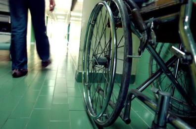 Lecce, rubato pullmino per disabili: appello ai ladri per restituirlo