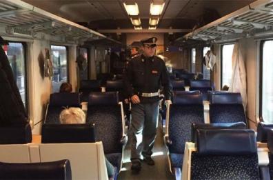 Foggia, 90enne ex ferroviere fugge di casa per prendere il treno: «Avevo nostalgia»