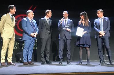 Incentivi per l'acquisto di biciclette: Decaro premiato a Milano per progetto «Muvt»