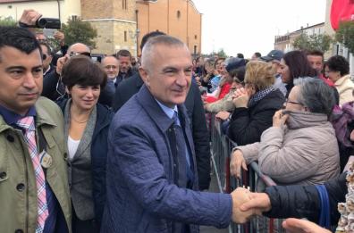 Presidente Albania in visita a Casalvecchio di Puglia: intesa su cultura arbreshe