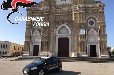 Cerignola, minaccia di morte i genitori che non gli danno i soldi per la droga: arrestato