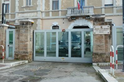 Brindisi, utilizzavano il cellulare in carcere: denunciati 7 detenuti VIDEO