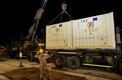Terremoto in Albania: 27 morti e 650 feriti. Scosse avvertite anche in Puglia e Basilicata. I soccorsi partono da Bari e Brindisi