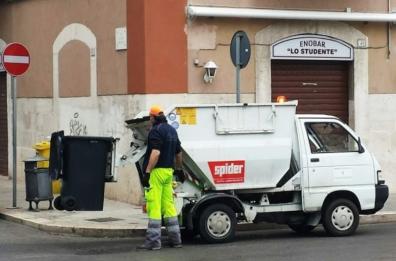 Caro rifiuti, la Puglia è la regione in cui si spende di più in Italia