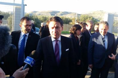 Manfredonia, la visita di Conte nella vetreria del colosso turco SIsecam