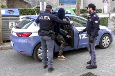 Mafia nigeriana, da Bari oltre 30 arresti in Italia e all'estero: la base era il Cara
