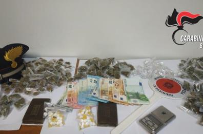 Bitonto, cocaina, hashish e marijuana nel sottotetto: in cella 22enne