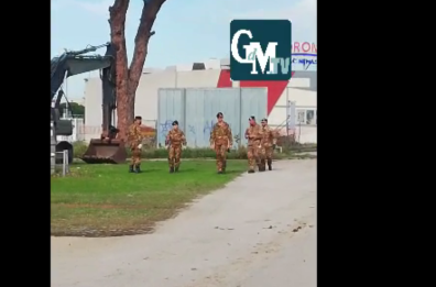 Bomba a Brindisi: arriva l'esercito prima della grande evacuazione