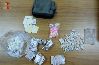 Taranto, vendevano ecstasy e ketamina in discoteca: 3 arresti