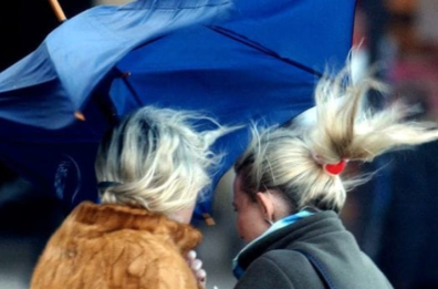 Venti forti in Puglia: allerta meteo per il weekend dell'Epifania