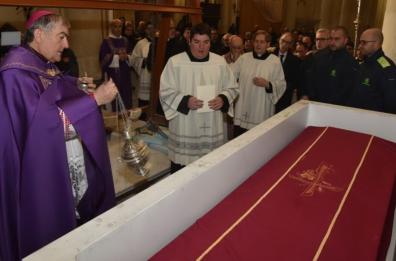 Lecce, la salma del vescovo Ruppi ora riposa al Duomo