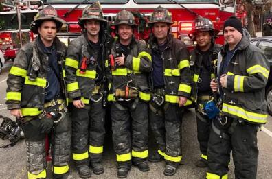 Salva anziano da grattacielo in fiamme a New York: eroico gesto di un vigile del fuoco di Mola