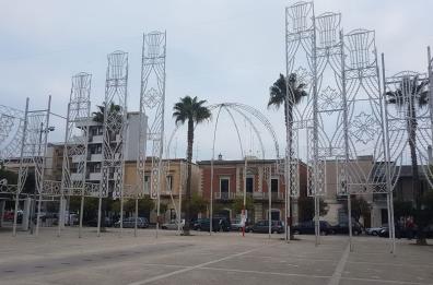Pizzo su luminarie festa patronale a Carbonara di Bari, in due a processo