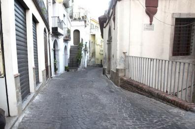 Spopolamento in Basilicata, in 9 anni «persi» 25mila residenti: dimezzati gli analfabeti
