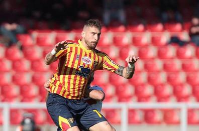Lecce, addio a La Mantia: attaccante ceduto all'Empoli