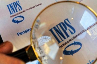 Truffa all’Inps da 1,4 mln: assumevano falsi braccianti, 501 persone denunciate nel Materano